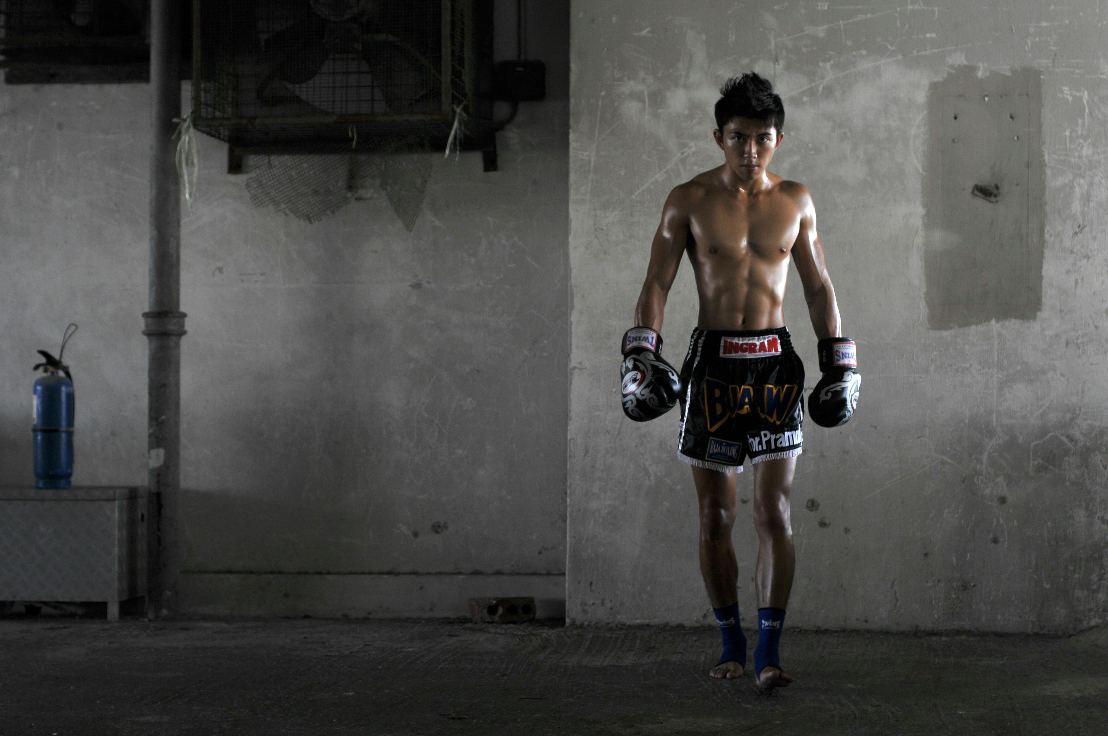 For the Hyperactive, Nervous or Shy: How to Relax and Look Natural in Action Photos